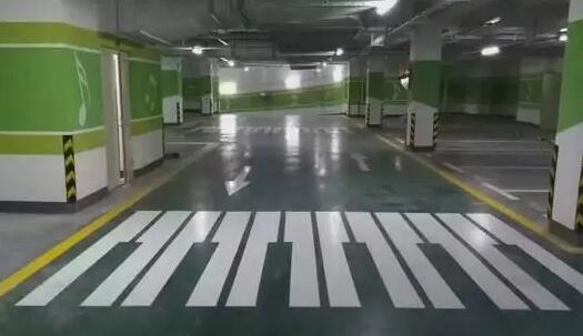 七坊镇车位划线